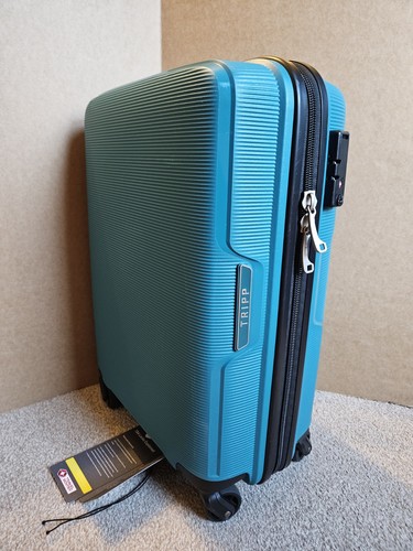 Tripp escape teal cabin - tripp,